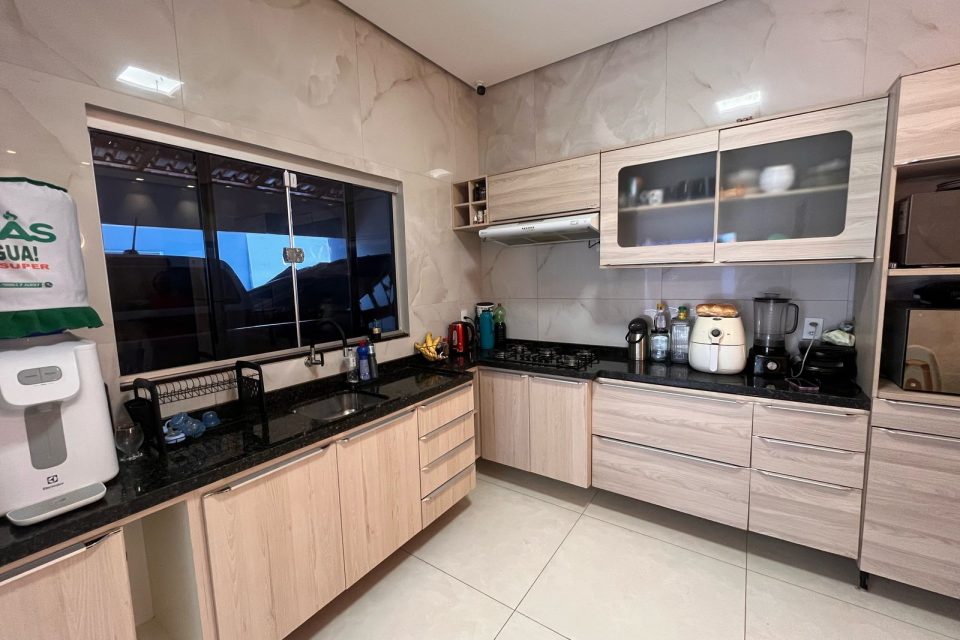 WhatsApp Image 2025-05-09 at 14.48.54 (1)