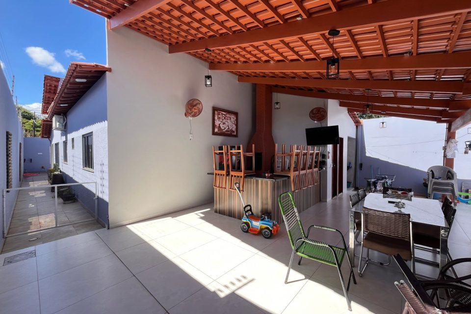 WhatsApp Image 2025-05-09 at 14.48.57 (2)