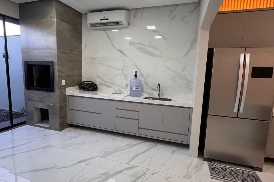 WhatsApp Image 2025-05-10 at 19.49.35