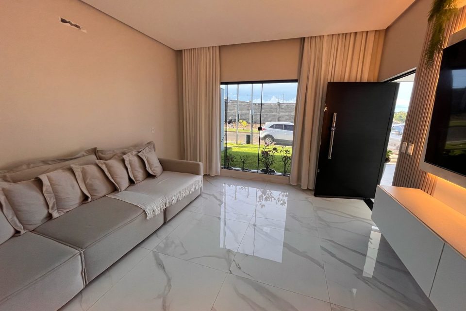 WhatsApp Image 2025-05-10 at 19.49.36 (1)