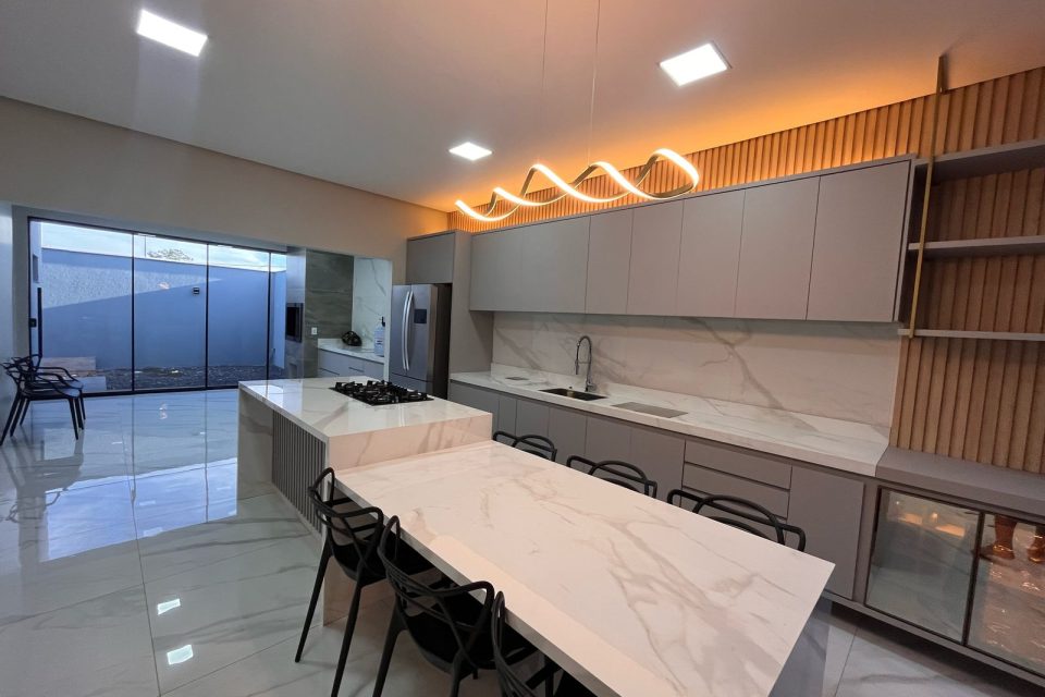 WhatsApp Image 2025-05-10 at 19.49.44