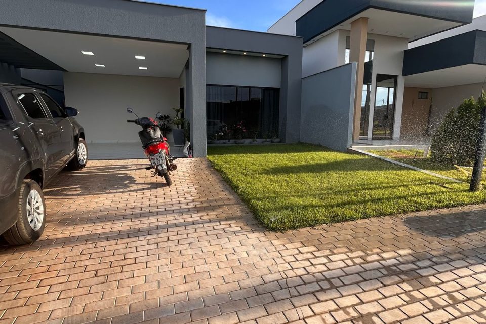 WhatsApp Image 2025-05-10 at 19.49.47 (1)