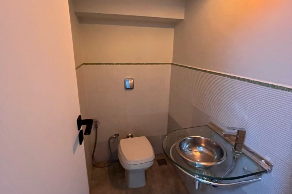 WhatsApp Image 2025-05-11 at 21.05.39 (2)