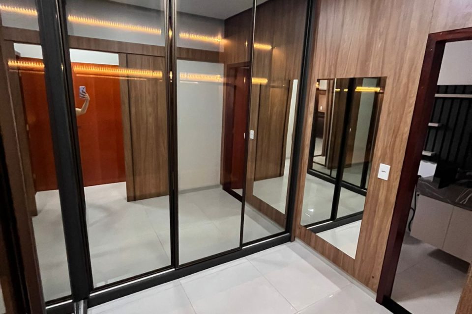 WhatsApp Image 2025-08-13 at 15.43.07 (2)