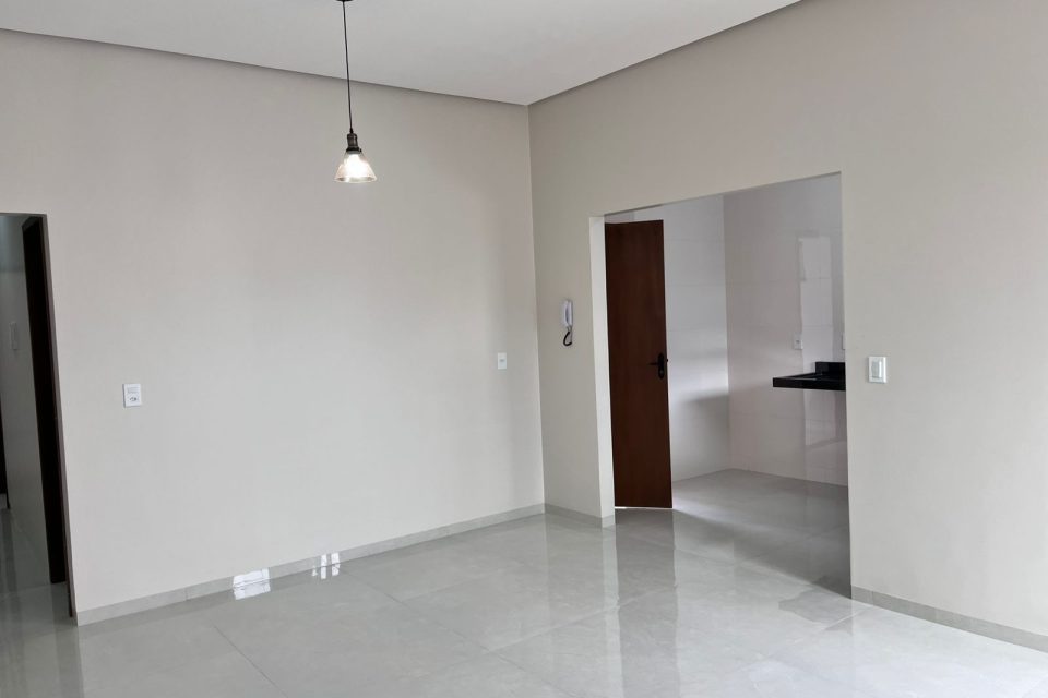 WhatsApp Image 2025-08-13 at 16.53.17 (4)