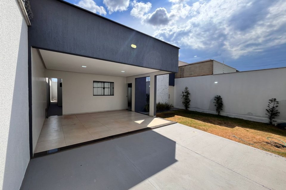 WhatsApp Image 2025-08-13 at 17.27.28