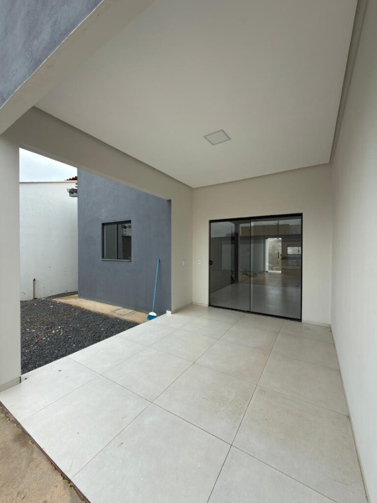 CASA PARA LOCAÇÃO- JARDIM DAS OLIVEIRAS