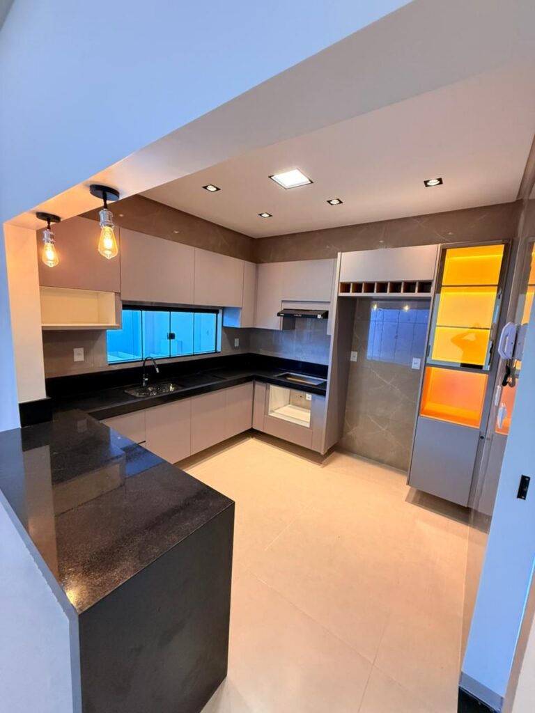 CASA À VENDA – BAIRRO JARDIM IRACEMA