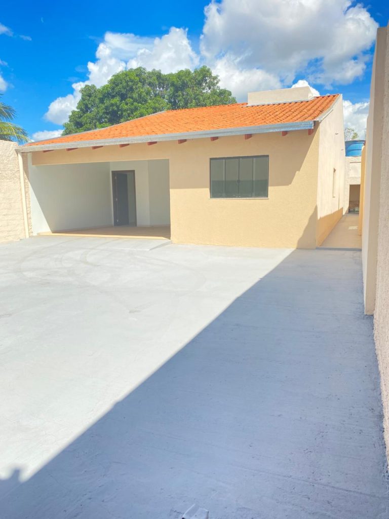 IMÓVEL DISPONÍVEL PARA VENDA OU LOCAÇÃO.