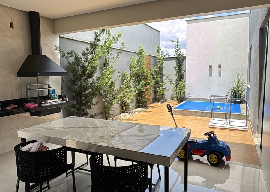 WhatsApp Image 2026-04-15 at 11.18.52 (1)