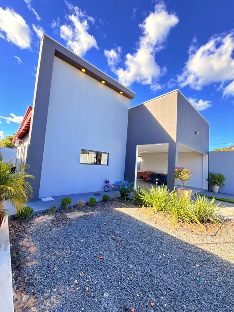 CASA À VENDA – BAIRRO JARDIM IRACEMA